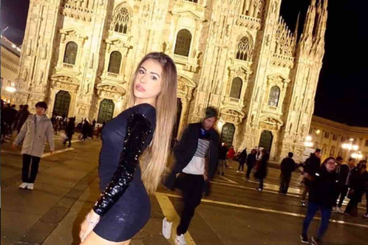 Asia Gianese confessa su Instagram la verità su Piazza Duomo