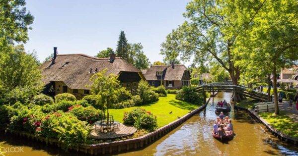 Cosa Vedere A Giethoorn Il Paesino Olandese Piu Tranquillo Del Mondo