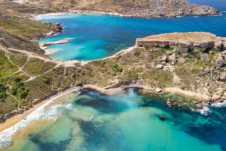 Paradise Bay Malta vista dal drone