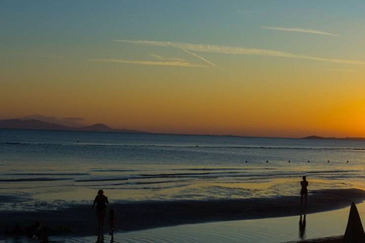vista del mare di Follonica con il tramonto
