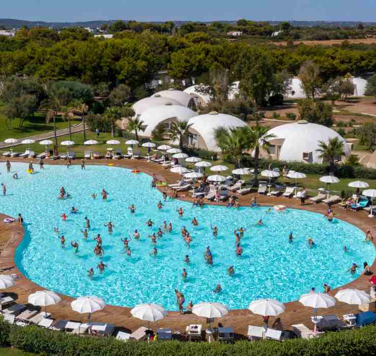 piscina e giardino Torre Cintola Greenblu Resort