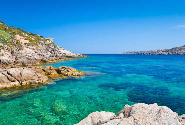 sardegna mare e scogli