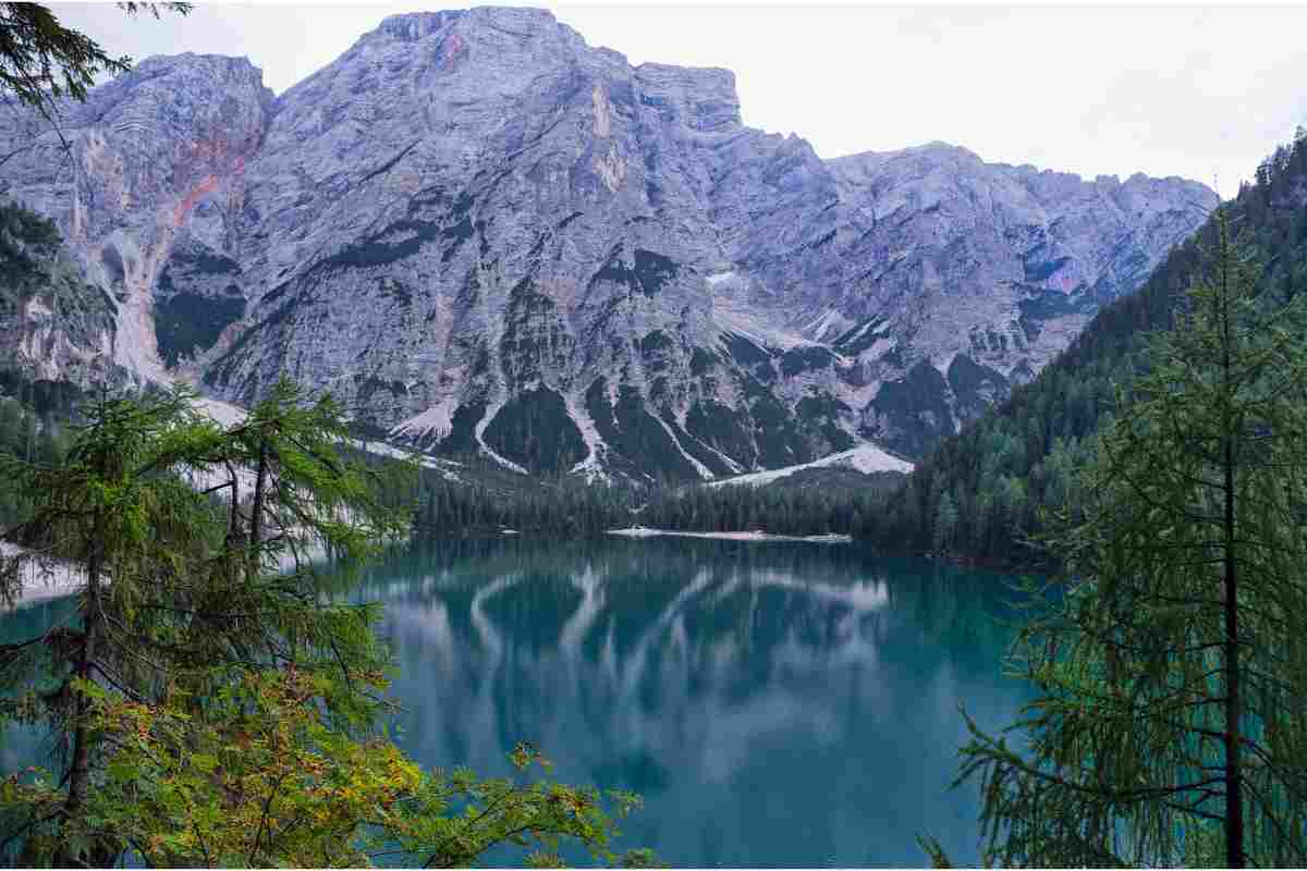 Perché è famoso il Lago di Braies?