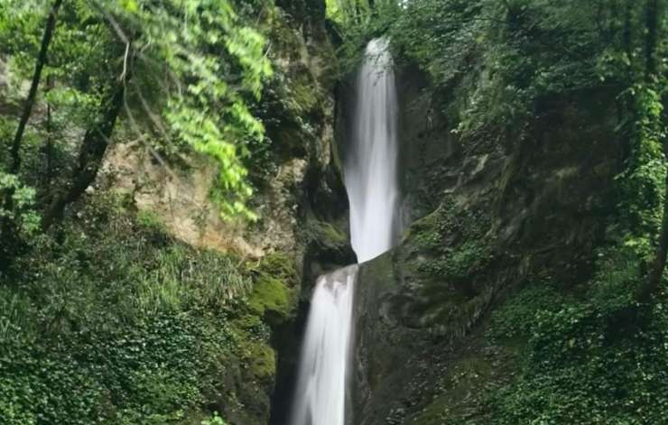 sentiero Avellino con 14 cascate e un santuario