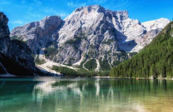 Perché è famoso il Lago di Braies?