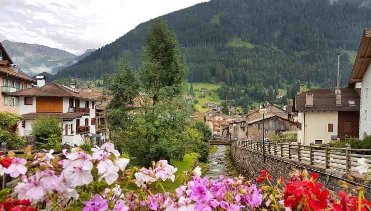 trentino regione numero dipendenti hotel 