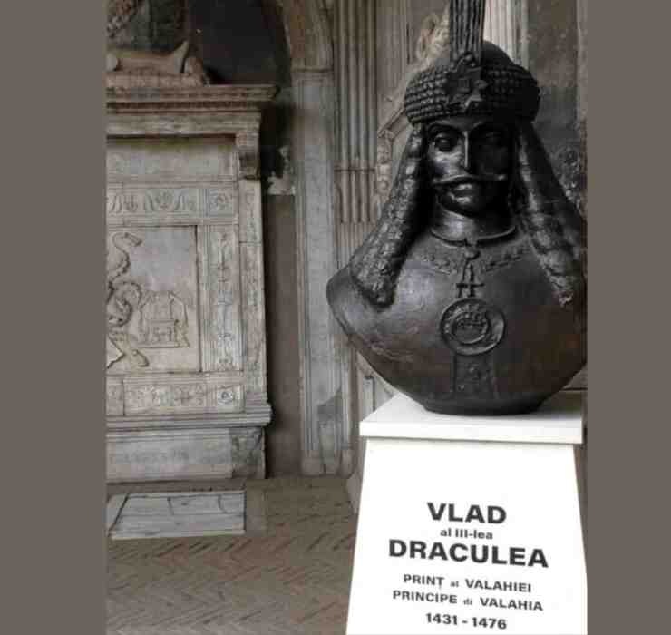 tomba di dracula a napoli