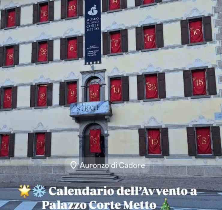 Palazzo Corte Metto si trasforma in un calendario dell'Avvento