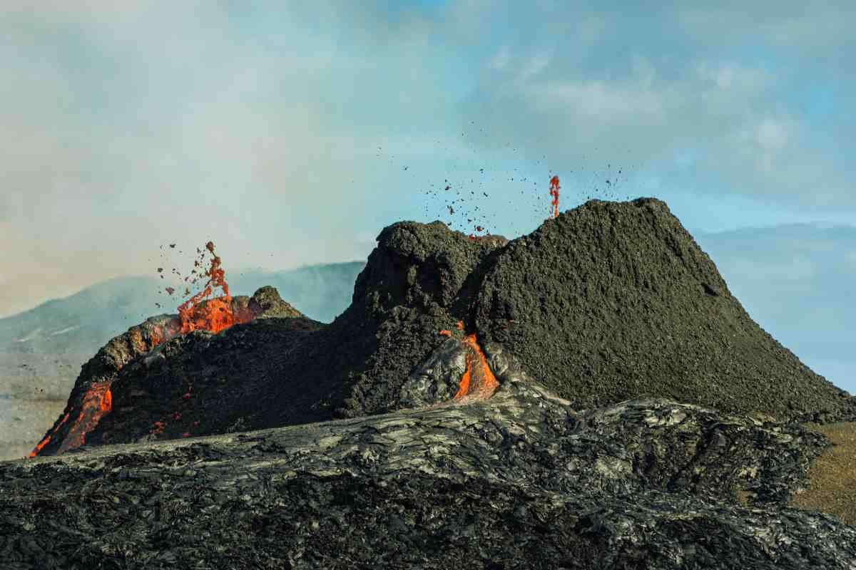 vulcano in eruzione da decenni 