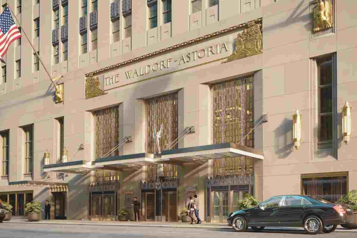 Il Ritorno del Leggendario Waldorf Astoria di New York: Scopri le Invenzioni che Hanno Cambiato la Storia